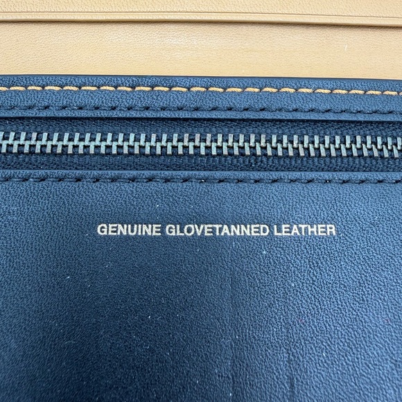 Coach 1941 Black Slim Trifold Wallet in Glovetanned Leather - Picture 4 of 15